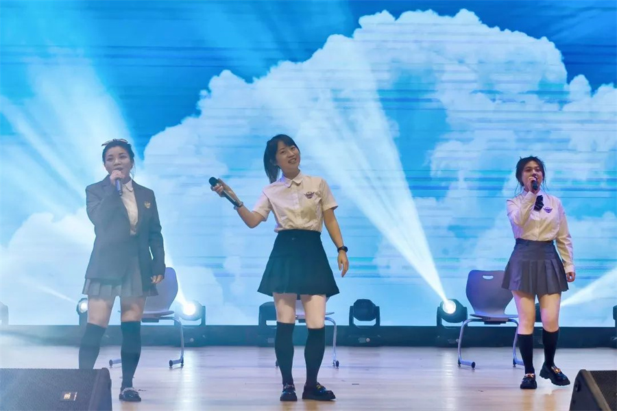 寻音之旅丨中学生搞音乐节，能有什么看头？ 