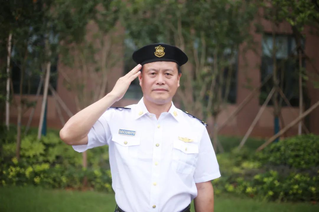 启华人物丨赋诗两首送给我守护的“她”