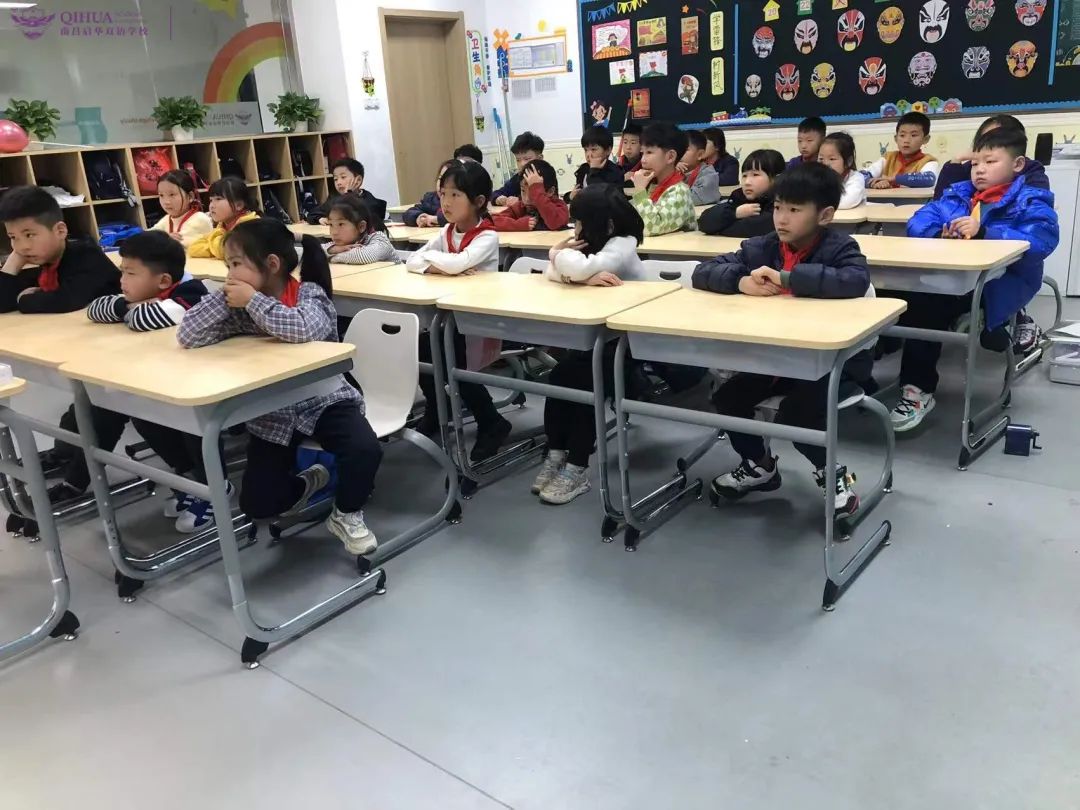 爱心手拉手，争做小雷锋丨启华学子自发为山区孩子献爱心