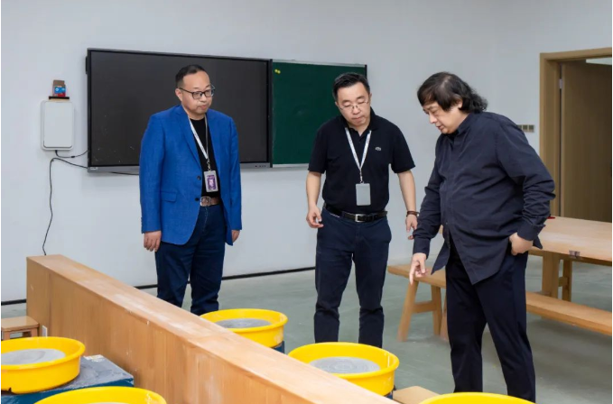 宁钢：学校就该这么办
