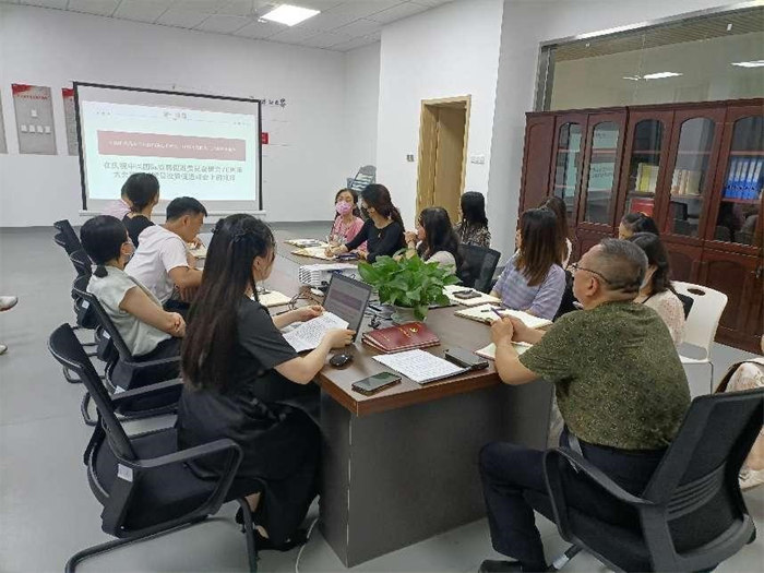 在深入实施强省会战略中作示范、勇争先 ——中共南昌启华双语学校六月主题党日活动