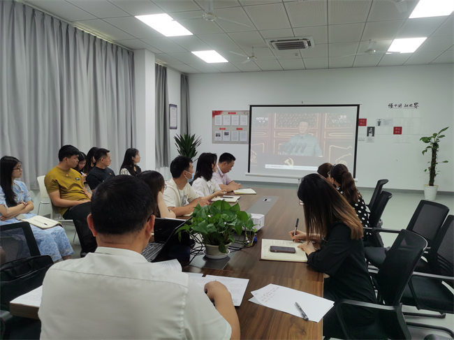 庆祝中国共产党成立101周年 ——中共南昌启华双语学校七月主题党日活动