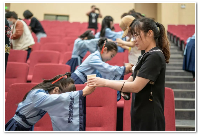5个关键词！看启华学子如何懂中国？