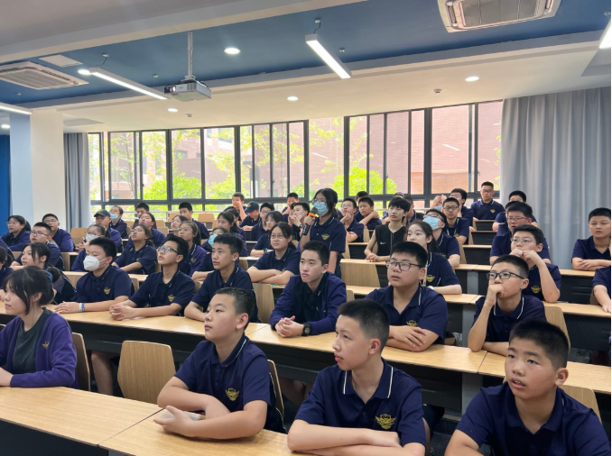 背过的古诗都还给老师了？启华学子告诉你，这才是古诗的正确打开方式！