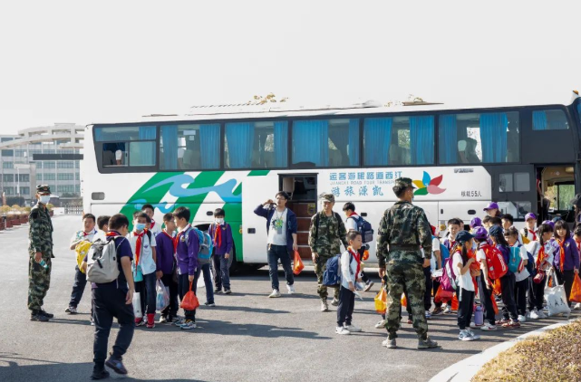 启华“双十一”丨小学生们用劳动赚取了第一张“粮票”！