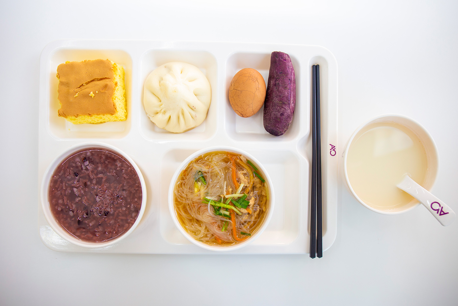餐饮