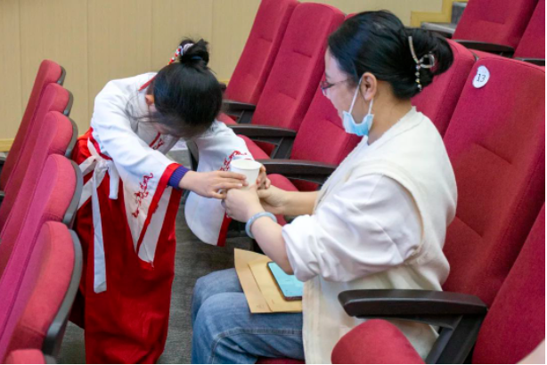 十岁成长礼丨礼赞“拾”光，花开未来