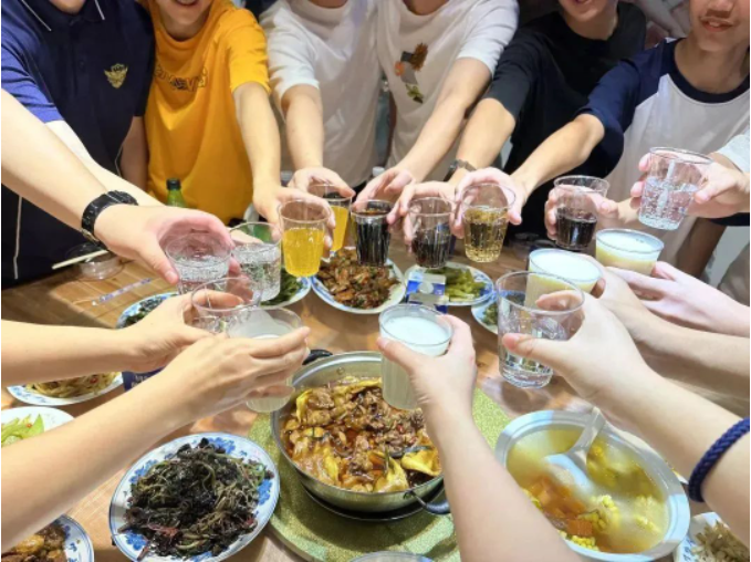 2023家访记丨这个夏天，启华为爱行走......