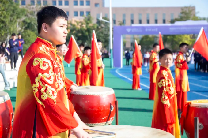 相当炸裂！ 启华的运动会开幕式到底有多少惊喜
