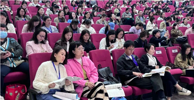 全国25位顶级名师、500名教育工作者在启华干了件大事...