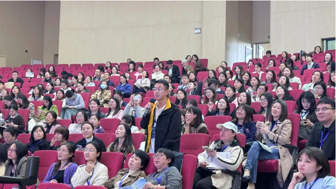 全国25位顶级名师、500名教育工作者在启华干了件大事...
