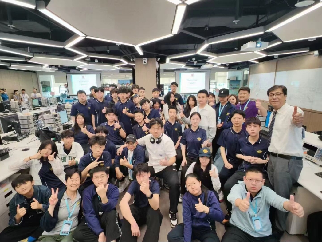 港大&港中文双录取！祝贺启华甘欣颖同学取得佳绩！