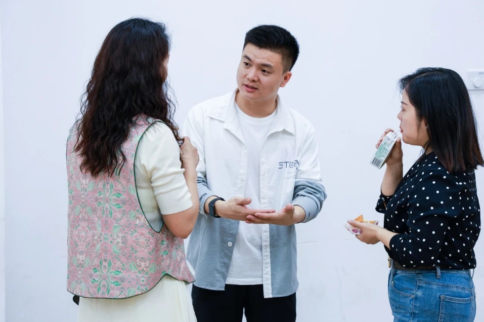 用一场沙龙，走进16岁孩子们的世界......