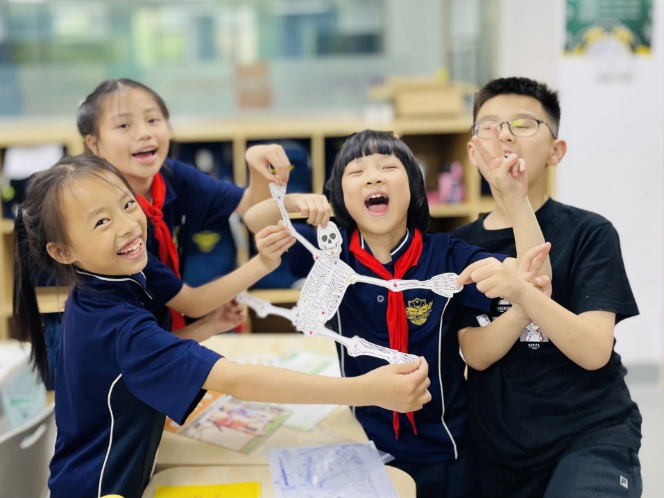 启华的小学生都这么“不务正业”吗？