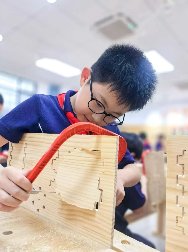 启华的小学生都这么“不务正业”吗？